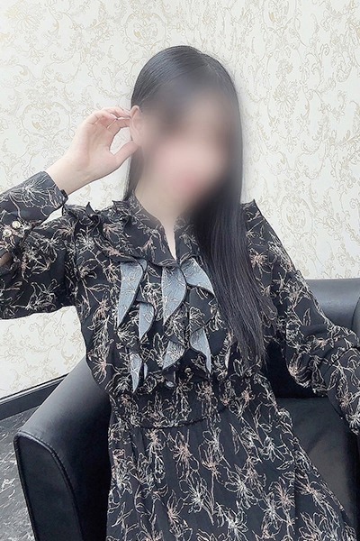 萌々菜-ももな-