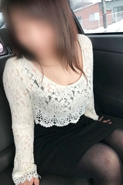 紬-つむぎ-(38)
B88(E) W59 H88